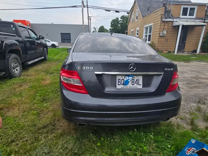 Mercedes-Benz C300