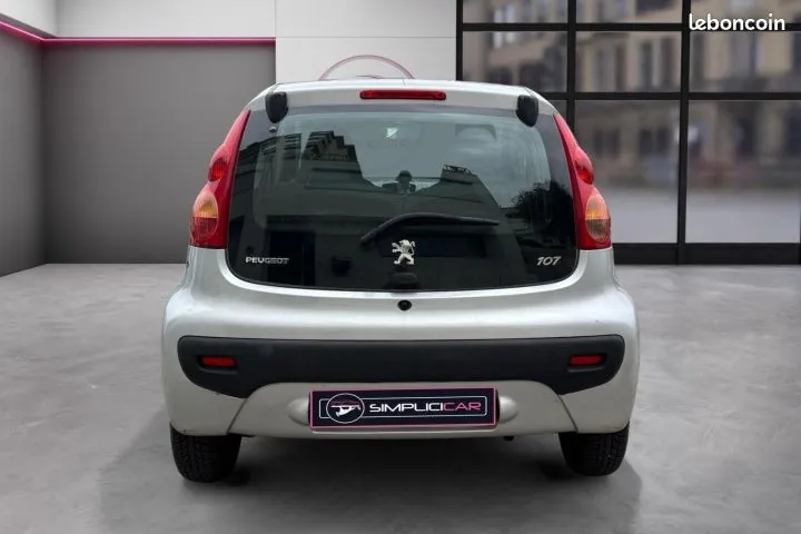 Peugeot 107 2006 photo 5