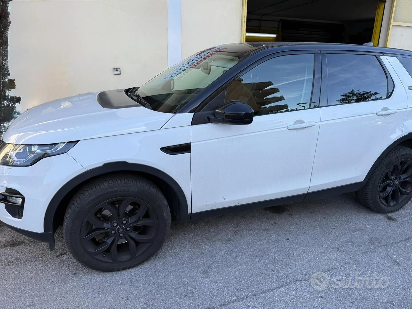 Land Rover Discovery Sport 2018 photo 4