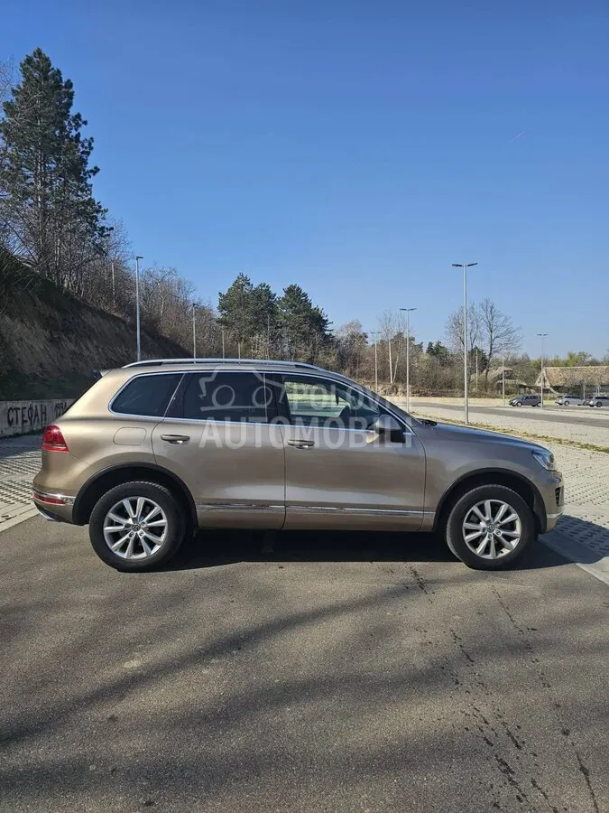 Volkswagen Touareg 2015 photo 4