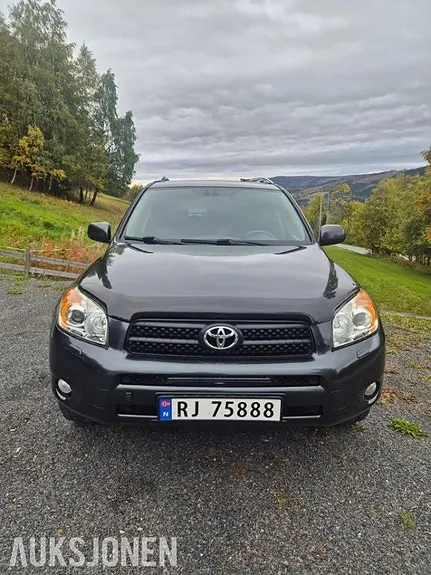 Toyota Rav4 2007 photo 2