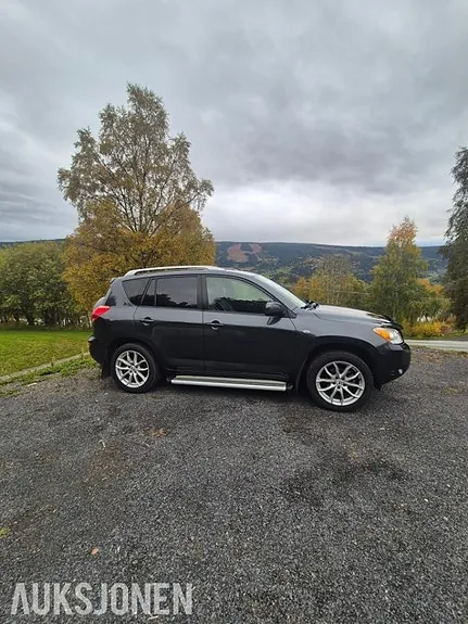 Toyota Rav4 2007 photo 4