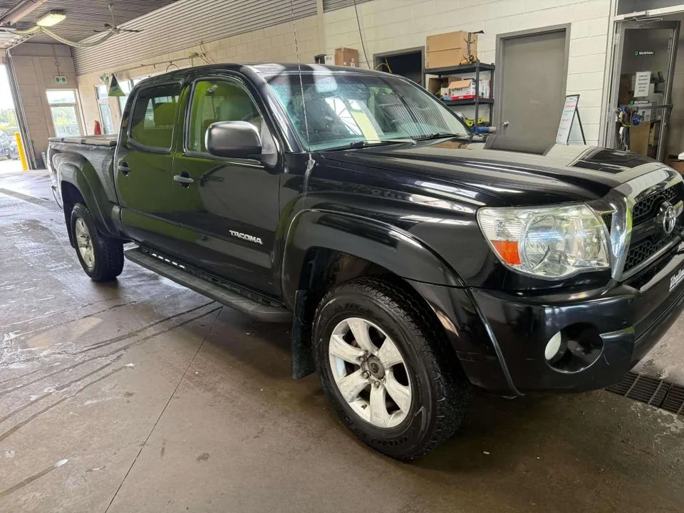 Toyota Tacoma 2011 photo 3