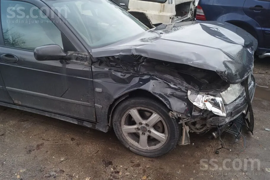 Saab 9-5 2003 photo 4
