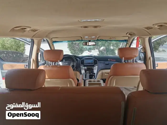Hyundai H1 Gl 2018 photo 3