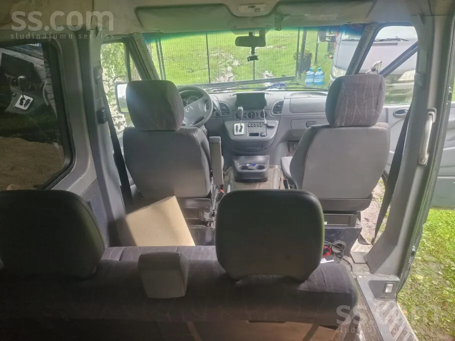 Mercedes-Benz Sprinter 2003 photo 2