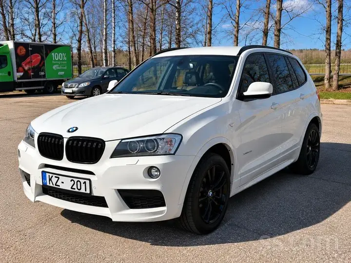 BMW X3 2011 photo 2