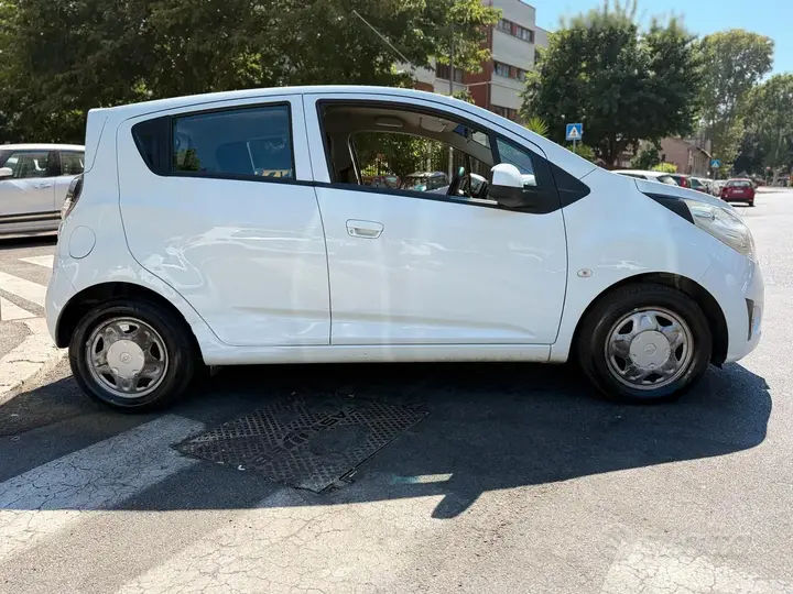 Chevrolet Spark 2012 photo 5