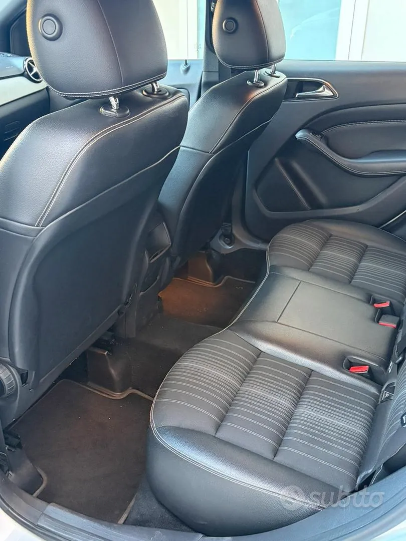 Mercedes-Benz B-Class 2013 photo 3
