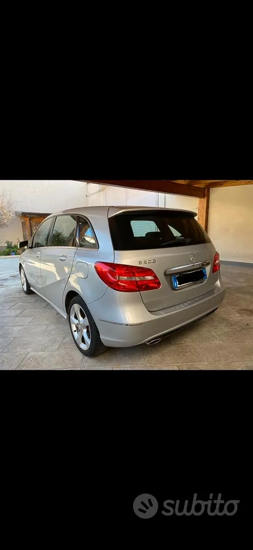 Mercedes-Benz B-Class 2013 photo 2