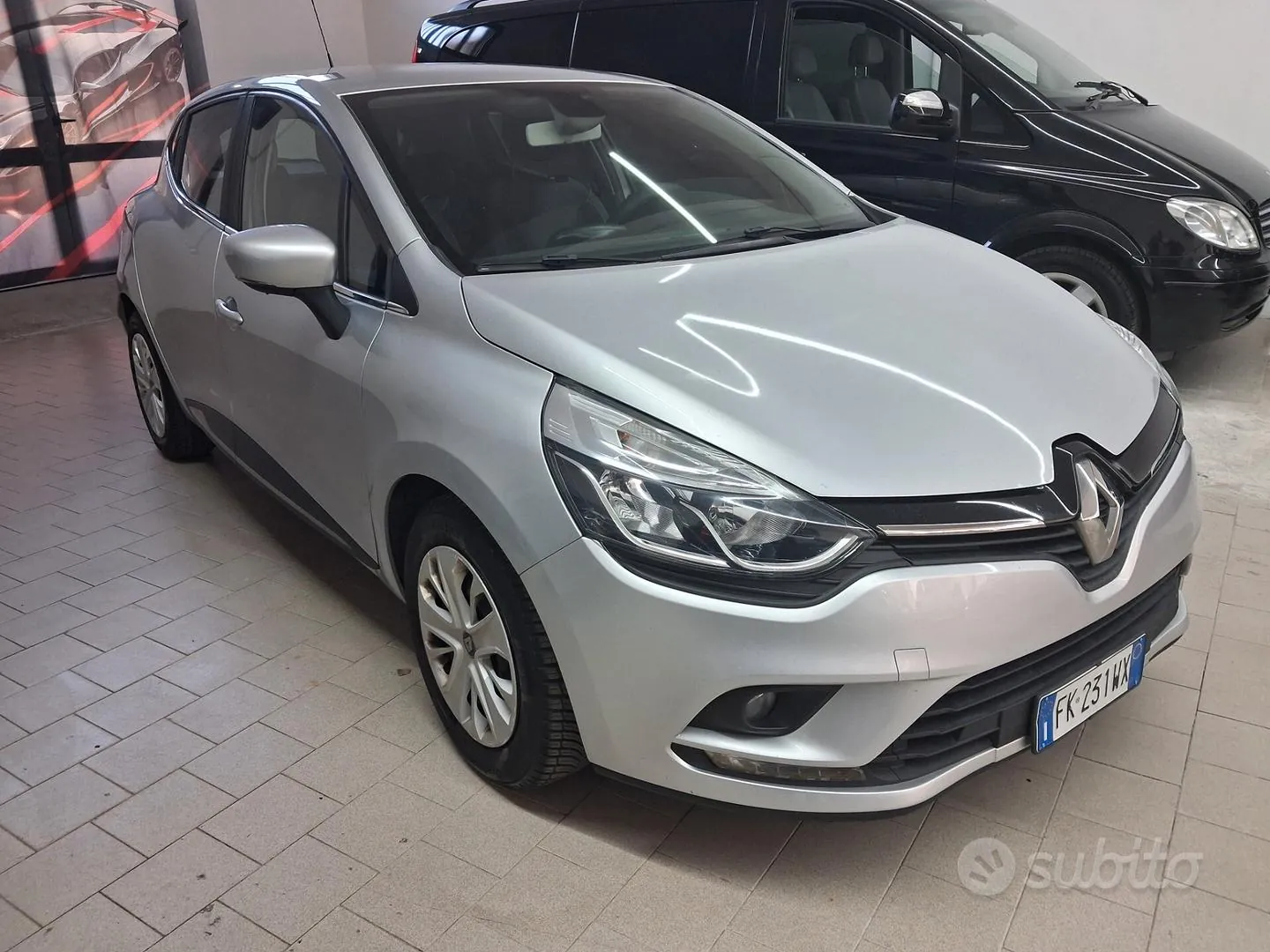 Renault Clio 2017 photo 2