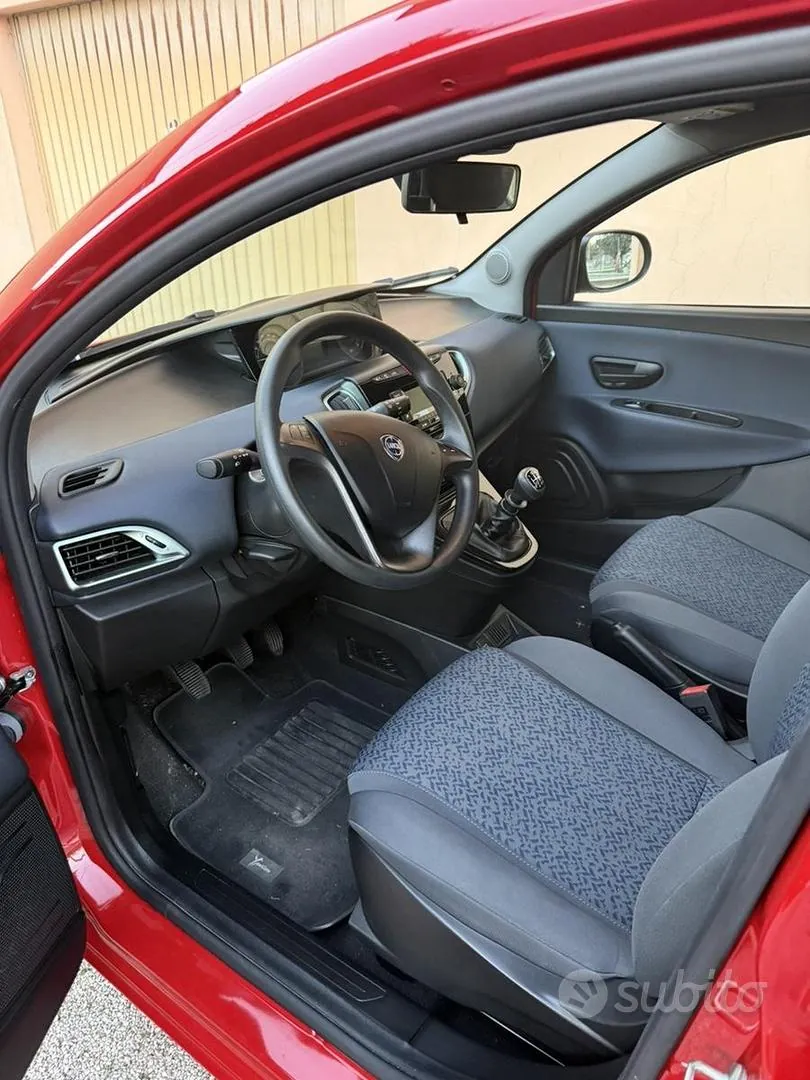 Lancia Ypsilon 2024 photo 5