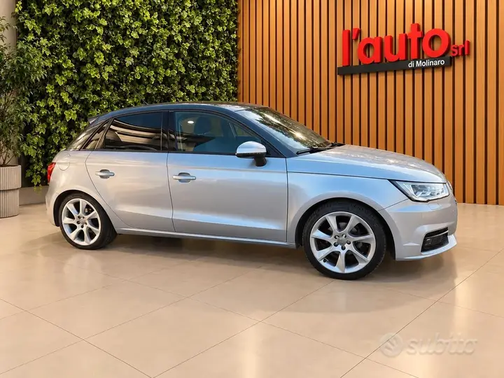 Audi A1 2016 photo 3