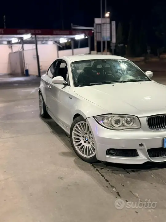BMW 120D 2009 photo 5