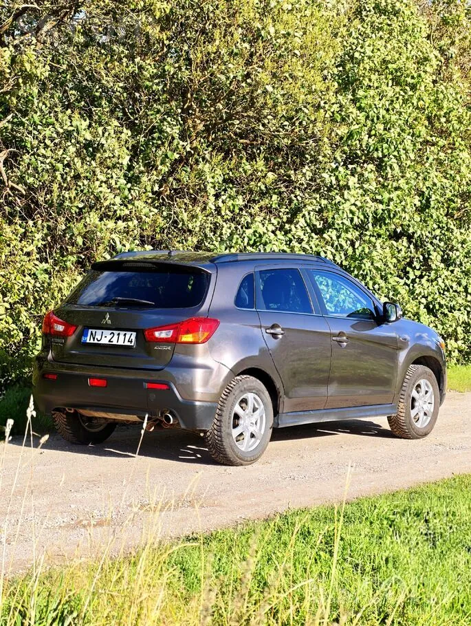 Mitsubishi Asx 2012 photo 5