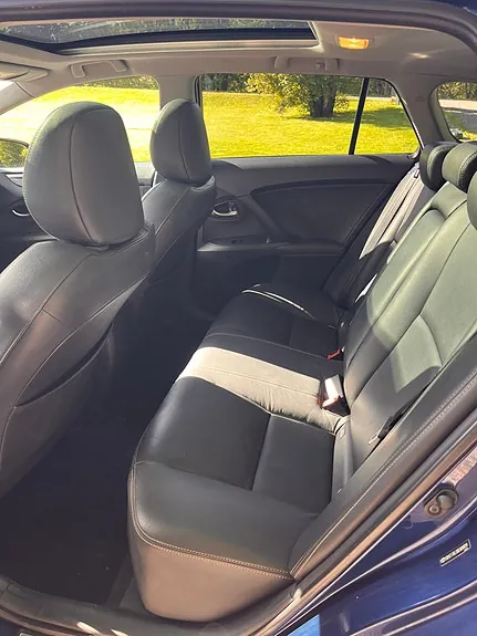 Toyota Avensis 2016 photo 5