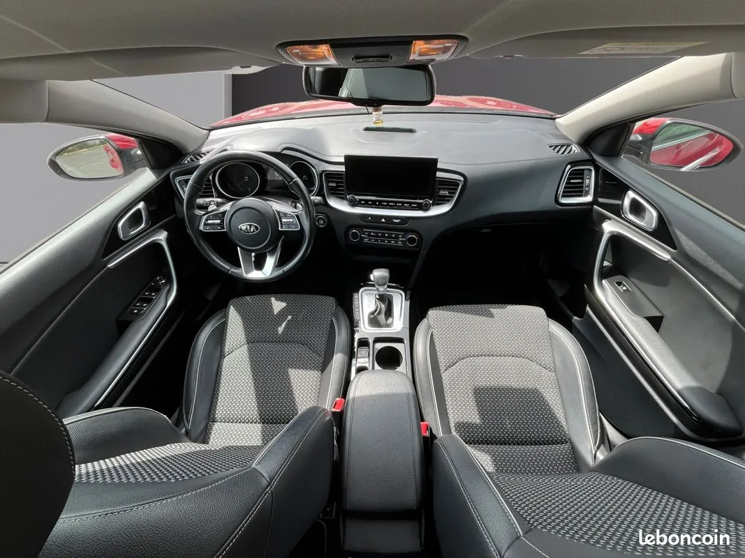 Kia Xceed 2021 photo 2