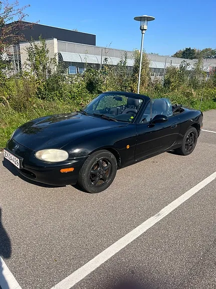 Mazda Mx-5 1999 photo 2