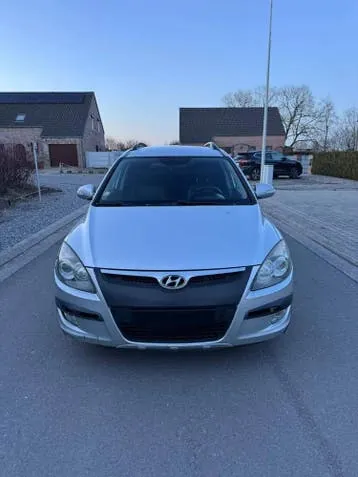 Hyundai I30 2010 photo 2