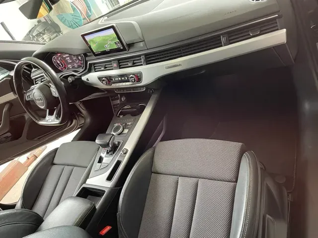 Audi A4 2017 photo 3