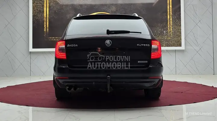 Skoda Superb 2014 photo 4
