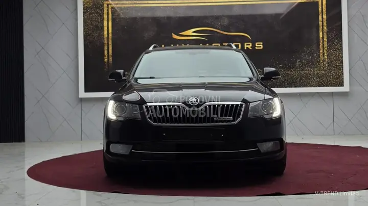 Skoda Superb 2014 photo 3