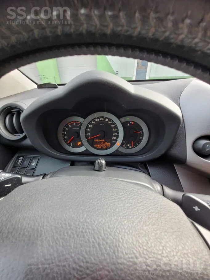 Toyota Rav4 2010 photo 2