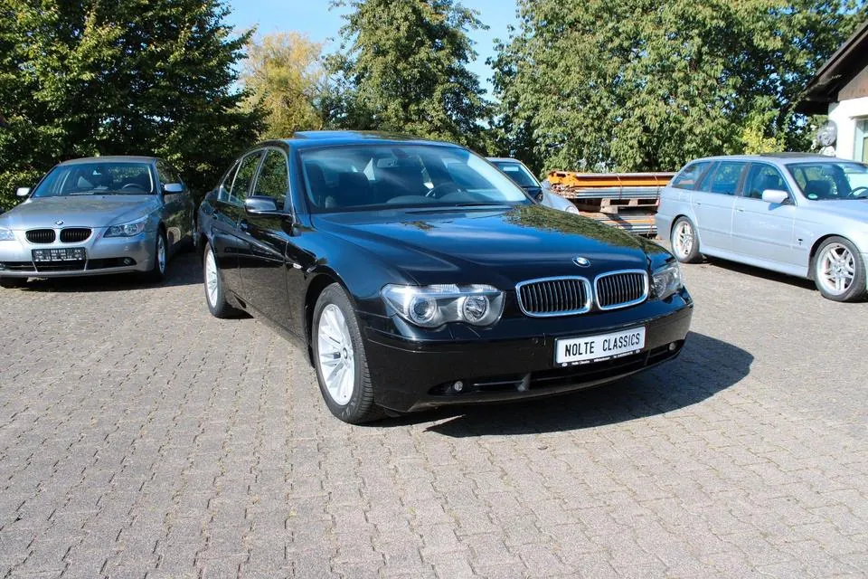 BMW 735I