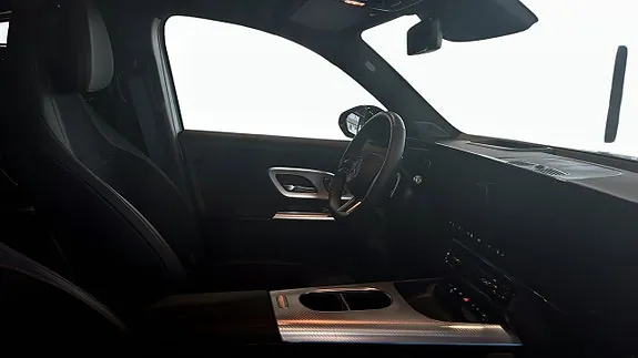 Mercedes-Benz Glb250+ 2026 photo 3