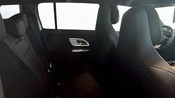 Mercedes-Benz Glb250+ 2026 photo 5