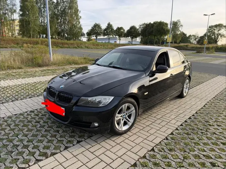 BMW 318I
