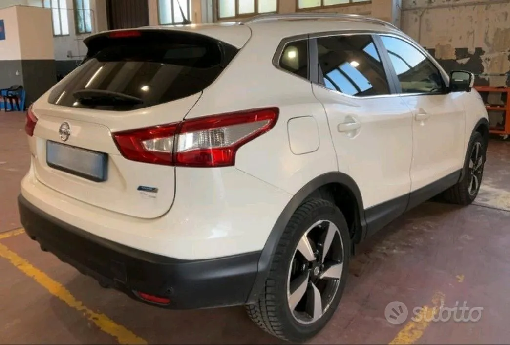 Nissan Qashqai 2015 photo 5