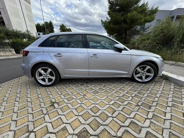 Audi A3 2018 photo 3