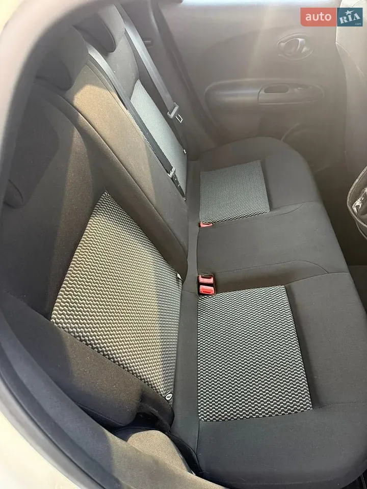 Nissan Juke 2019 photo 5