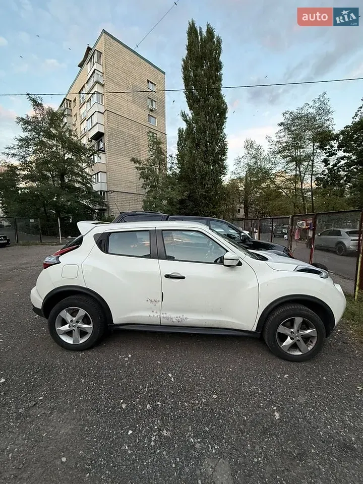 Nissan Juke 2019 photo 2