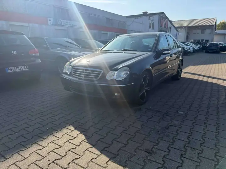 Mercedes-Benz C-Class 2006 photo 5