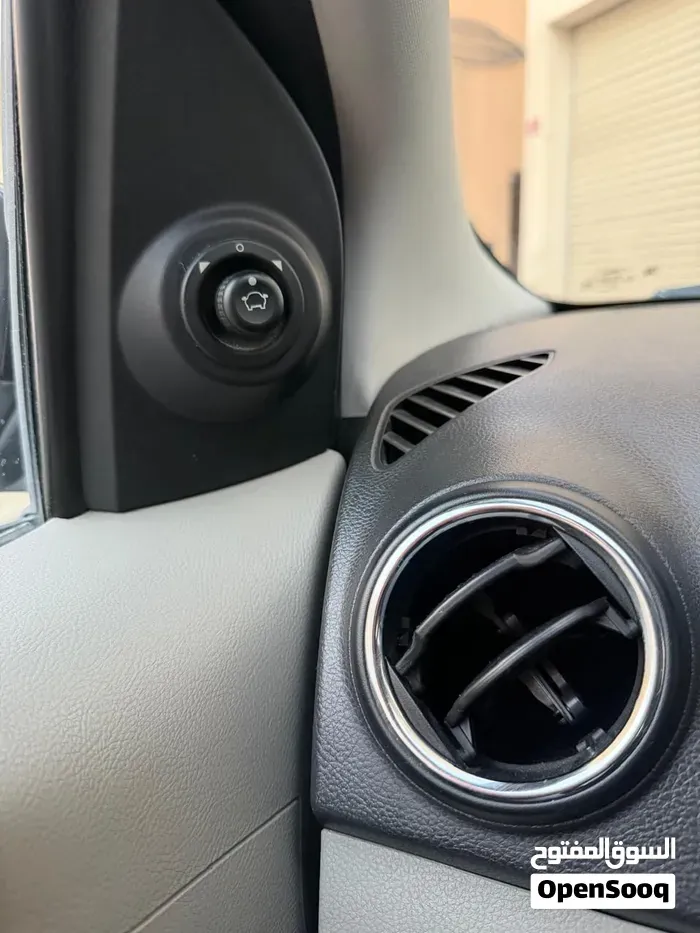 Ford Figo 2016 photo 3