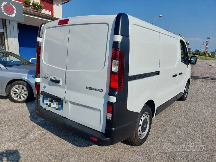 Renault Trafic 2021 photo 4