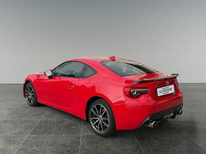 Toyota Gt86 2018 photo 3
