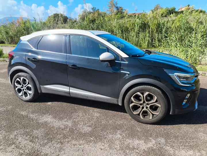 Renault Captur 2022 photo 4
