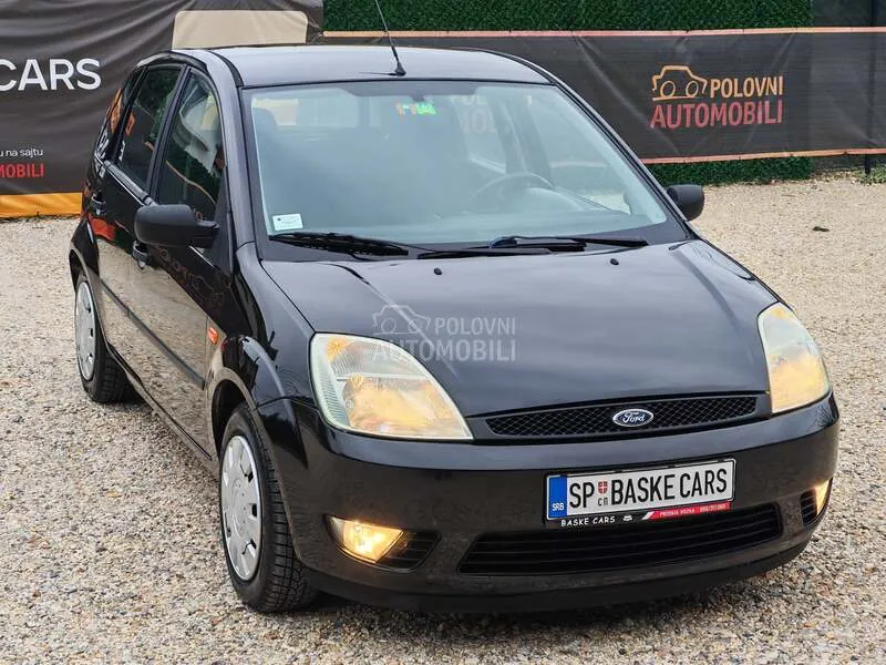 Ford Fiesta 2004 photo 3