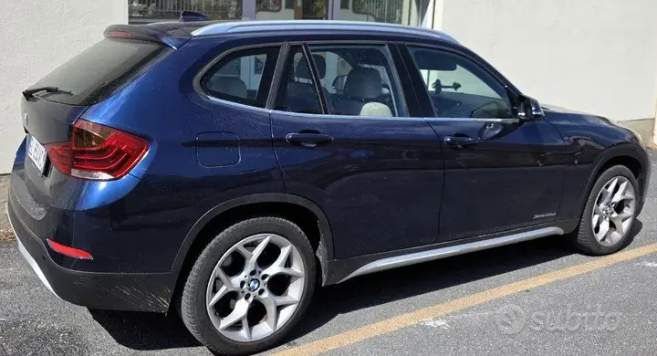 BMW X1 2012 photo 2