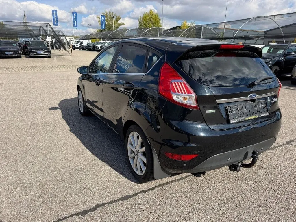 Ford Fiesta 2015 photo 3