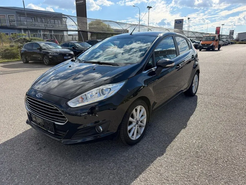 Ford Fiesta 2015 photo 2