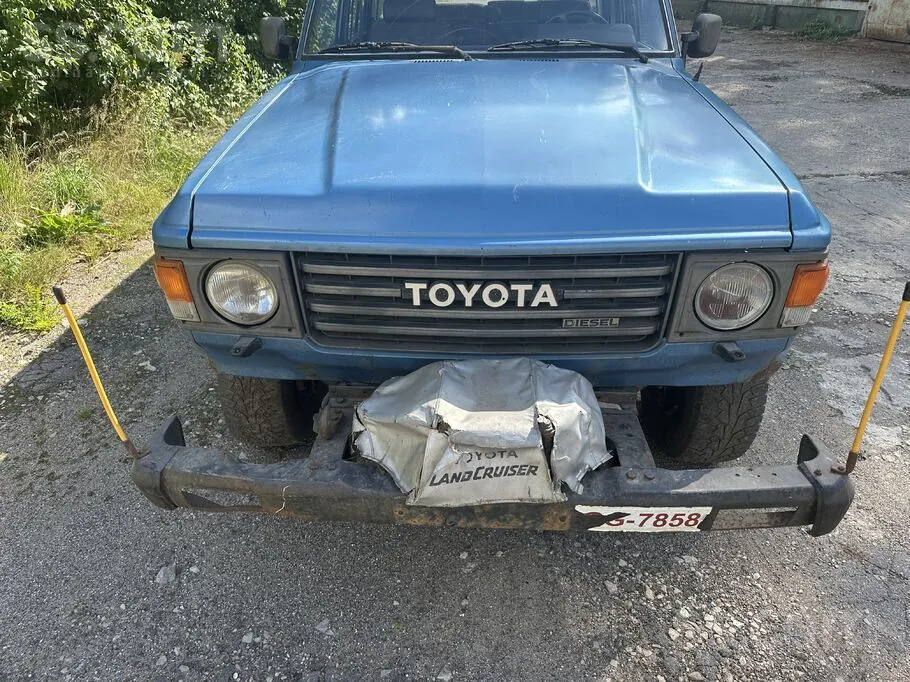 Toyota Land Cruiser 1984 photo 4