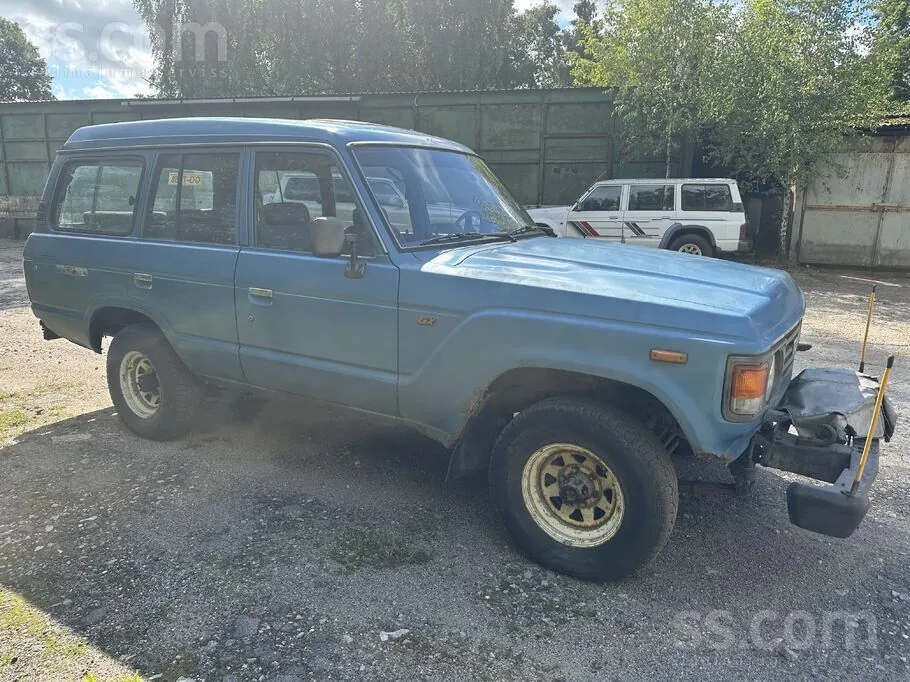 Toyota Land Cruiser 1984 photo 5