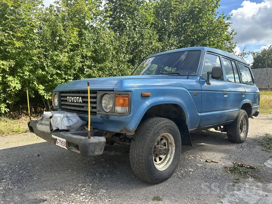 Toyota Land Cruiser 1984 photo 3