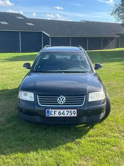 Volkswagen Passat 2003 photo 2