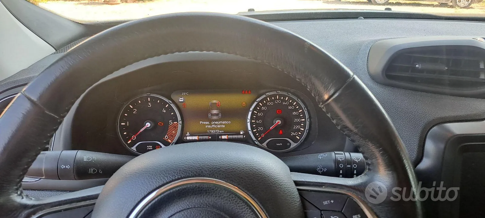 Jeep Renegade 2019 photo 4