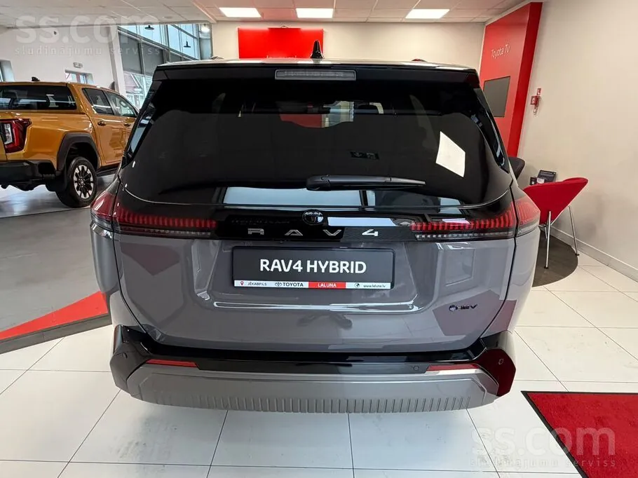 Toyota Rav4 2026 photo 3